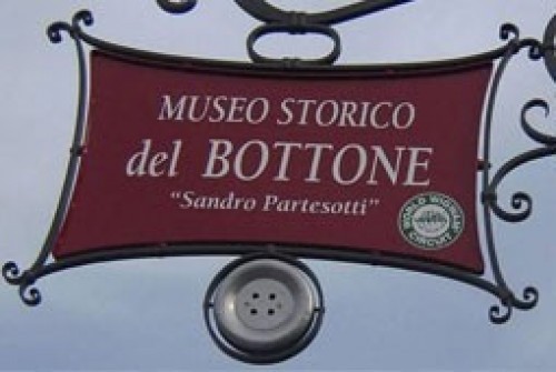 Museo del Bottone cartello