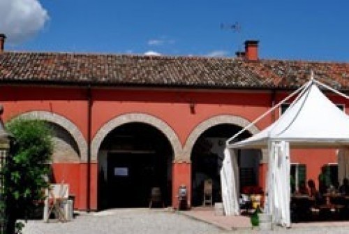 Masseria portico esterno