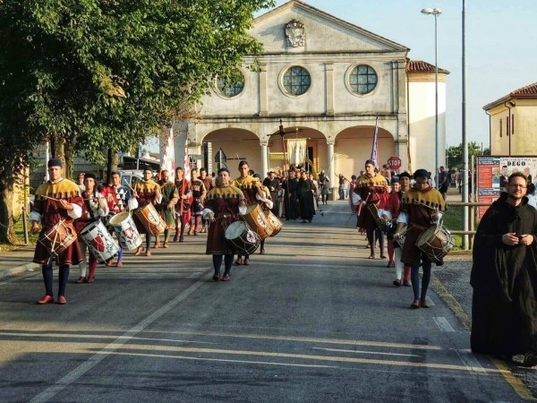 La Marciliana sfilata tamburini
