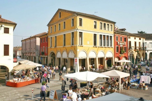 Evento Mercatino dei Portici