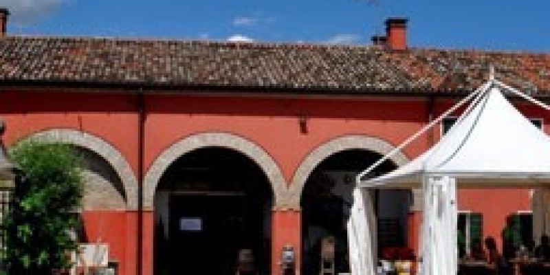 Masseria portico esterno